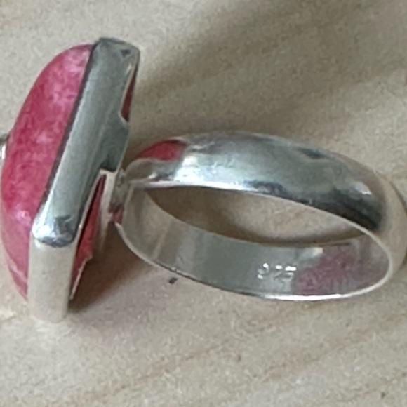 Rhodochrosite moonstone Sterling Silver adjustables ring - Picture 9 of 10